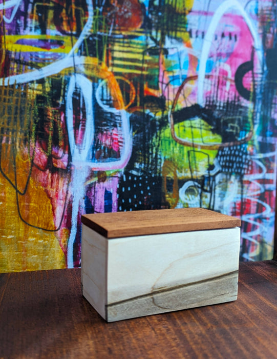 Surprise Knick Knack Box